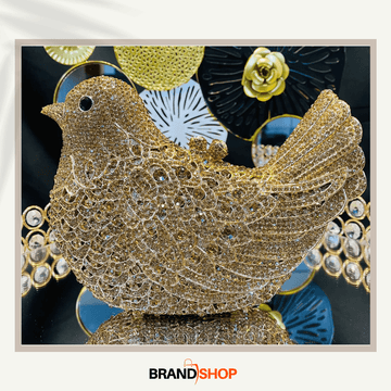 Royal Sparrow Clutch