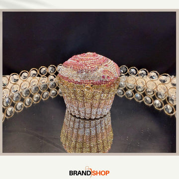 Royal Cup-Cake Clutch
