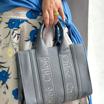 C-H-L-O-E Handbag